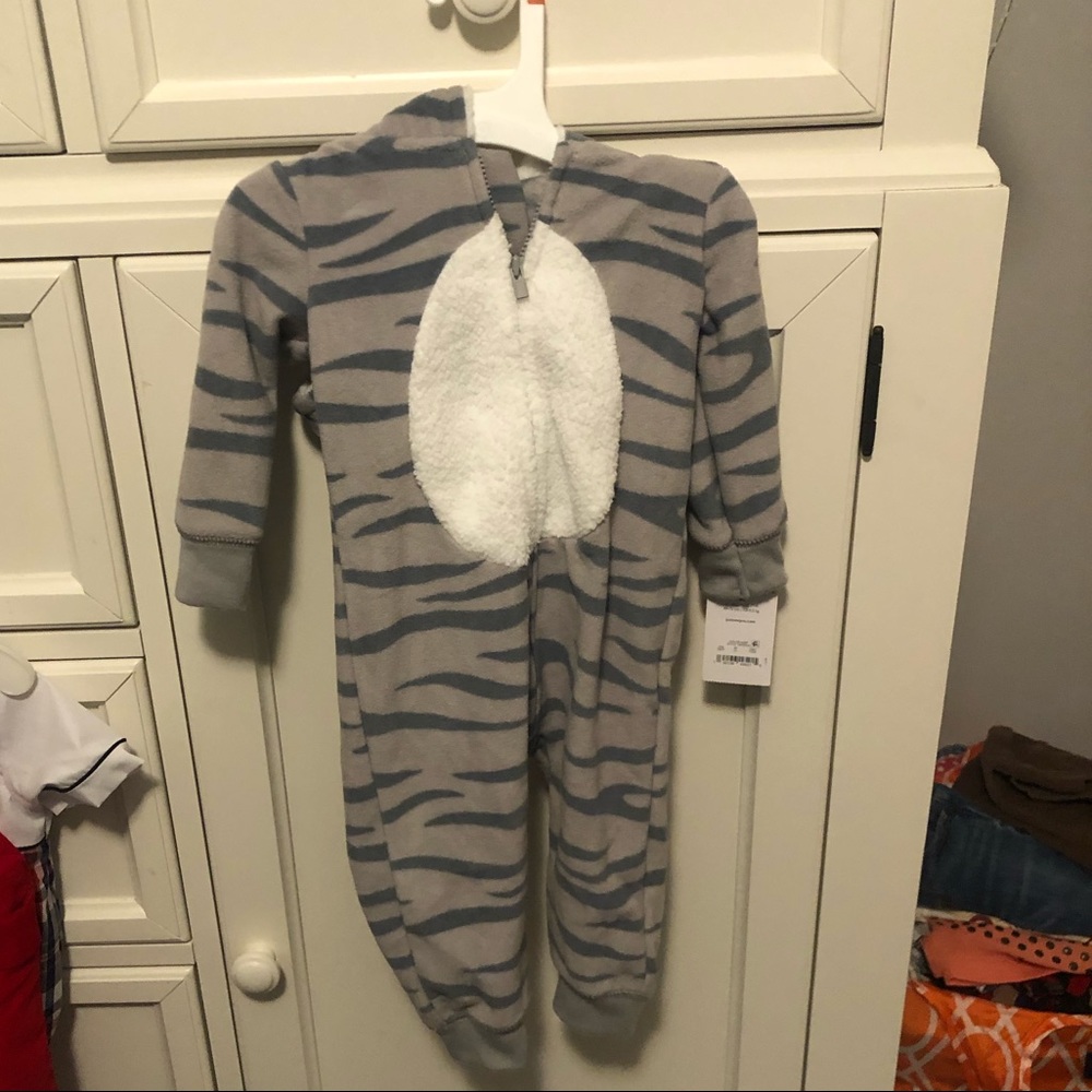 Just One You Carters Gray Tiger HoodRomper 9Mo NWT